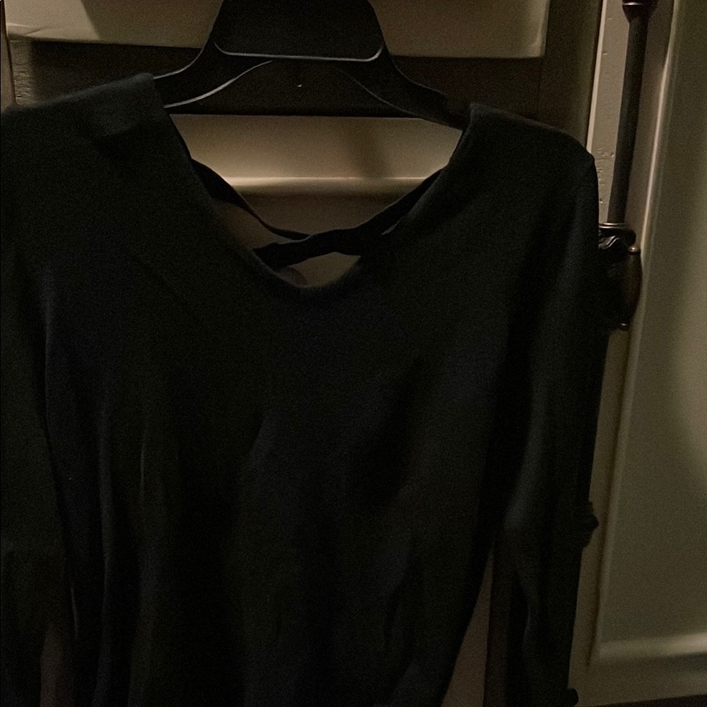 Chic Black Crisscross Back Top